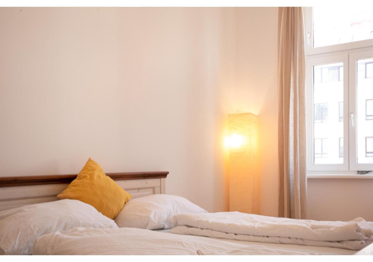 Cheerful 2Br Apartment - Suitable For Longstays Вена Экстерьер фото